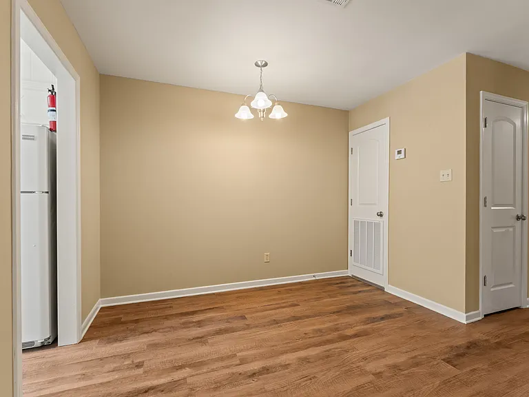 29511 Burns Ln — Photo 5