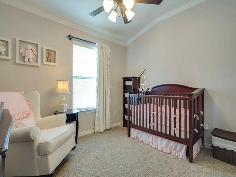 7847 Liverpool Ln — Photo 11