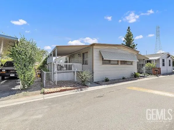 4401 Hughes Ln #29, Bakersfield, CA 93304