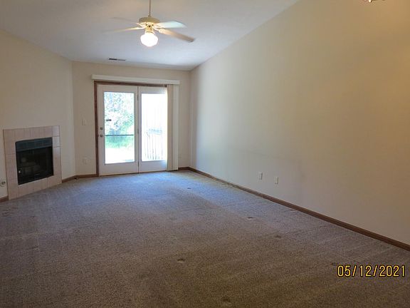 4th image of 3513 Thornhill Cir E
