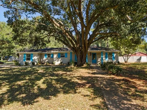 4250 Camellia Cir W, Semmes, AL 36575