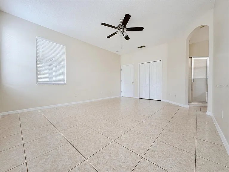 4932 Bellthorn Dr — Photo 16