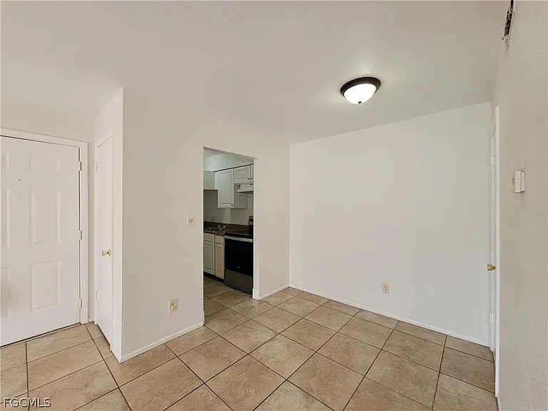 2937 Winkler Ave #1222 — Photo 3