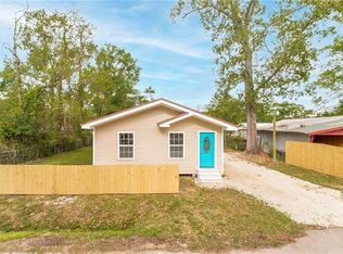 137 Saxon St, Ponchatoula, LA 70454