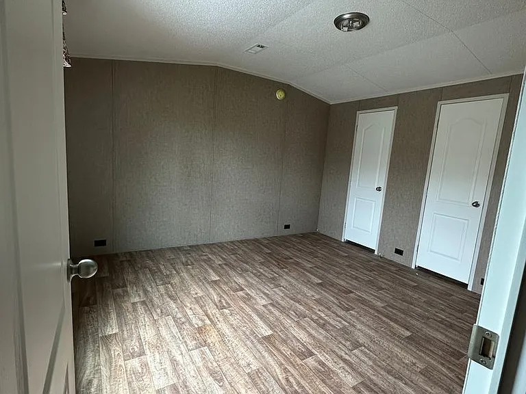 109 W Business Highway 83 #G-21 — Photo 11
