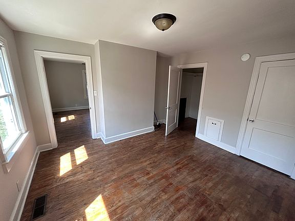 2nd image of 209 Logan St APT 2
