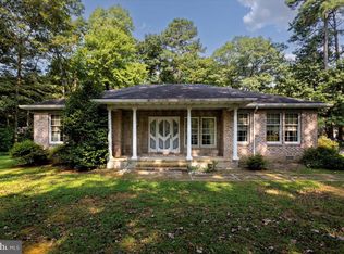 24751 Woods Dr, Denton, MD