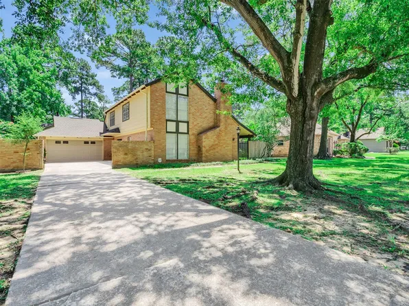 14134 Cleobrook Dr, Houston, TX 77070