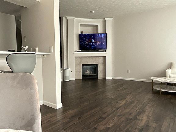 3rd image of 3574 Sequoia Dr