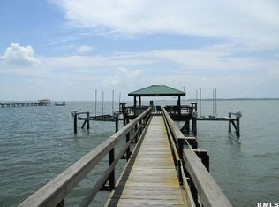 117 Bay Point Rd, Saint Helena Island, SC 29920