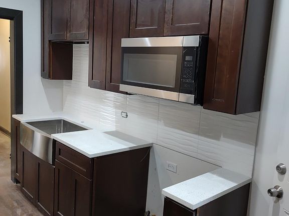 2nd image of 7929 S Saint Lawrence Ave #2