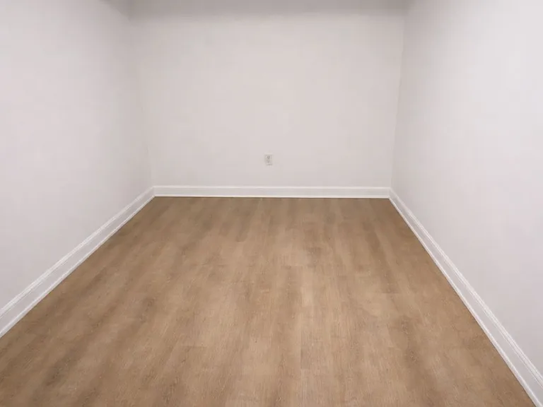 92 Braymore Blvd #BASEMENT — Photo 7