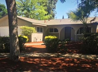 5458 E McKenzie Ave, Fresno, CA