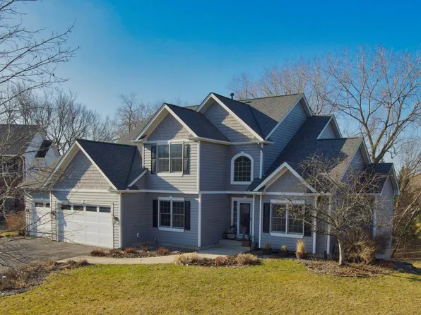 10777 Amherst Ct, Inver Grove Heights, MN 55077