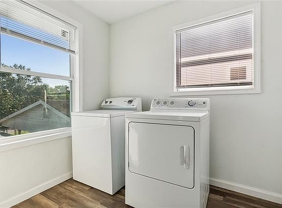 4th image of 1836 Plaza Dr #C
