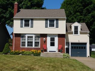 2301 Broad Ave NW, Canton, OH 44708