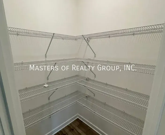 100 Cole Ln — Photo 14