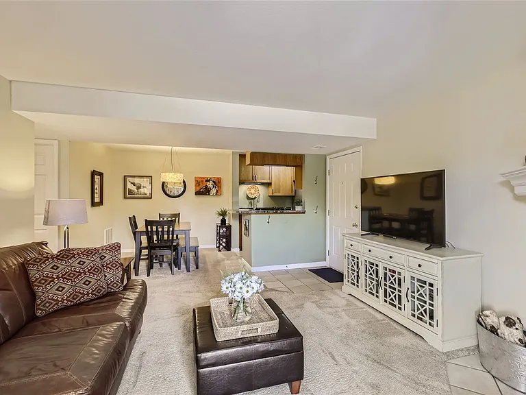 4670 White Rock Cir #4 — Photo 8