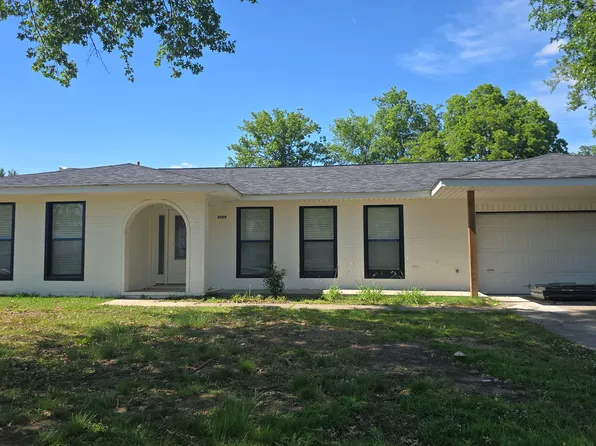 8009 Adam Dr, Fort Smith, AR 72903