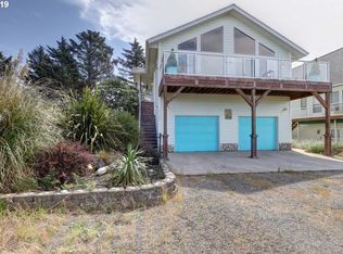 32606 J Pl, Ocean Park, WA 98640