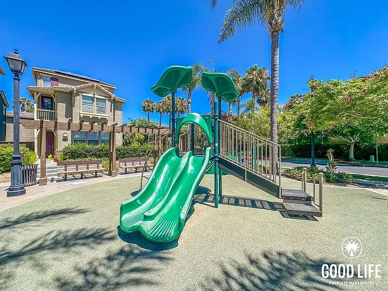 1823 Peach Ct #3 — Photo 23