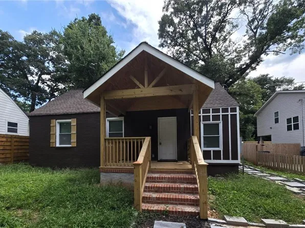 1101 Oak Knoll Ter SE, Atlanta, GA 30315