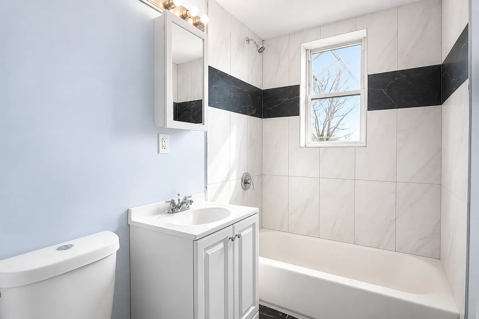 2 bed, $2,100 — Photo 4
