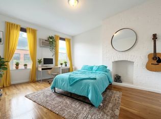 76 N 7th St #4B, Brooklyn, NY 11249