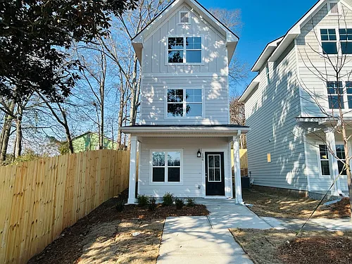 7 Crown St Photo 1