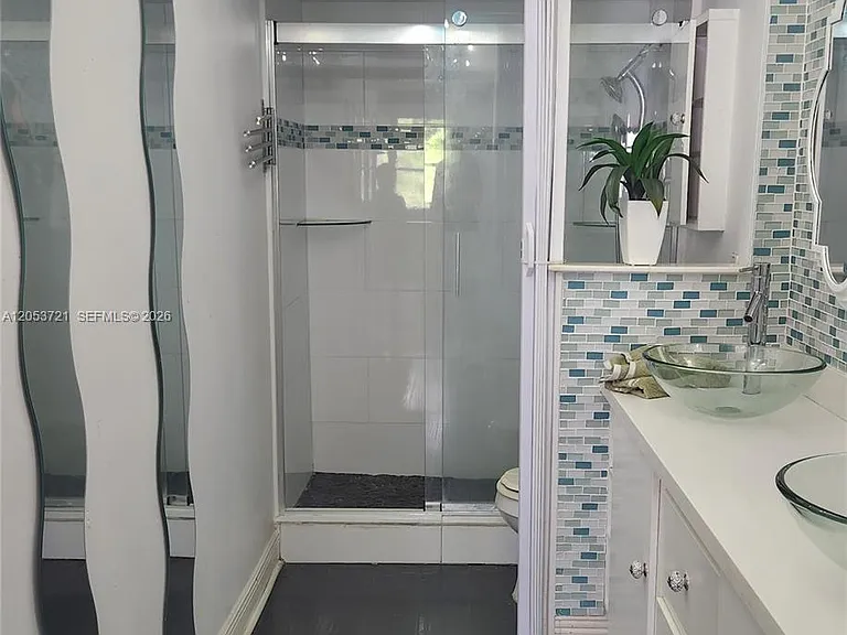 3811 NW 84th Ave #2B — Photo 25