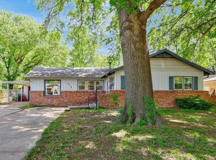1318 N Westview Dr, Derby, KS 67037
