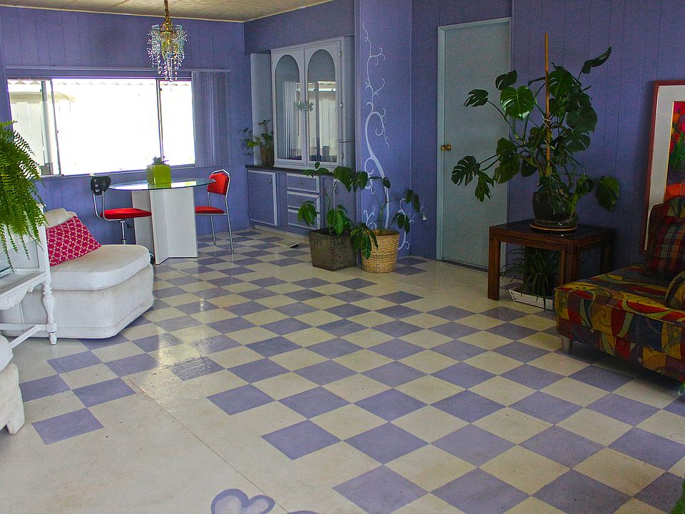 Living room/Common area