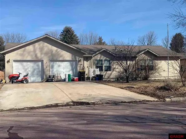 110 Gage Ave SE, Madelia, MN 56062