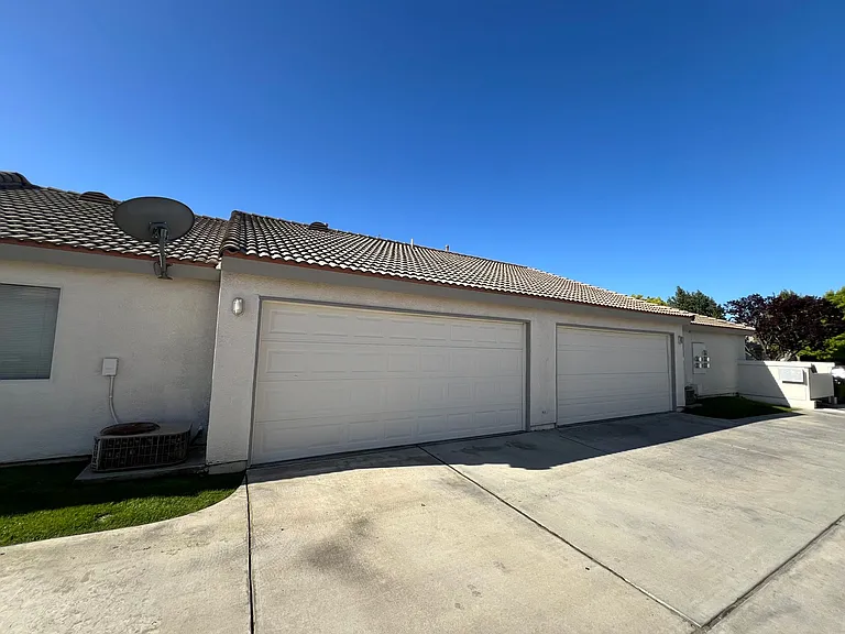 Pebble Creek Drive 4302 — Photo 16