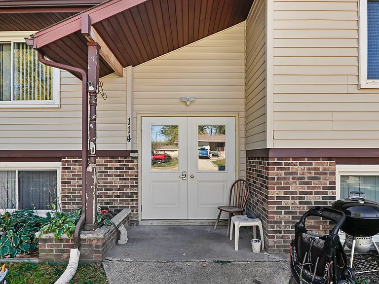 114 W Grant St #2 — Photo 23