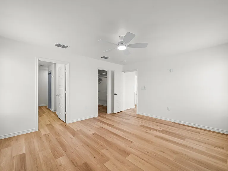 11409 N Cres #2800-A — Photo 26