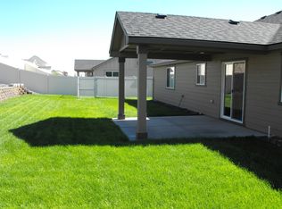 6301 Turf Paradise Dr, Pasco, WA 99301