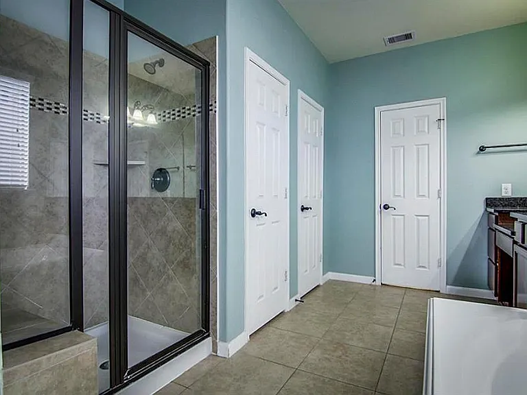 10207 White Pines Dr — Photo 18