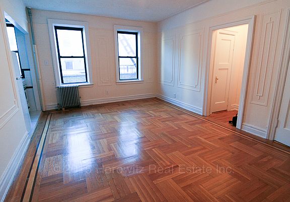 5th image of 3420 30th St APT 3A