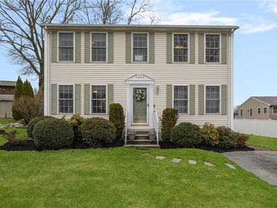 75 Macbeth St, Cranston, RI, 02920