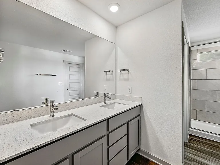 109 Cupreata Ln — Photo 18