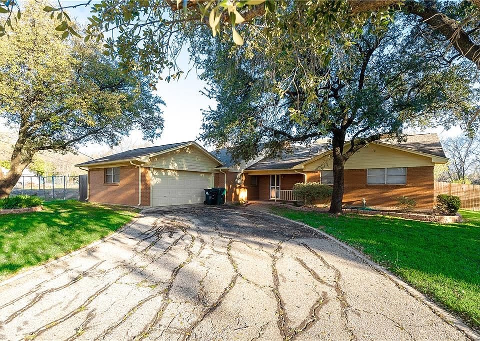 1st image of 712 Del Dr