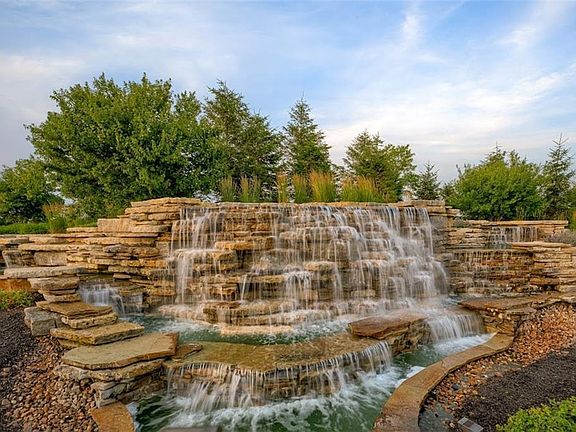 5th image of 16771 S Ripley St