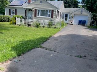 244 Circle Dr, West Springfield, MA 01089