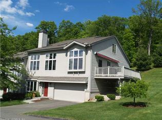 11 Wyndemere, Avon, CT 06001