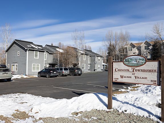 Exterior of Chinook Mountain Escape
