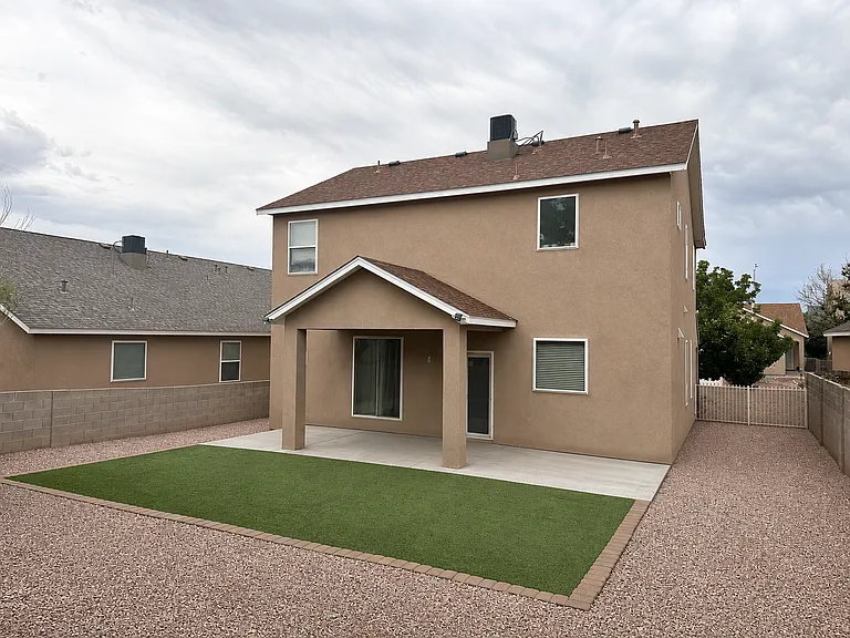 10447 Calle Rosa NW — Photo 3