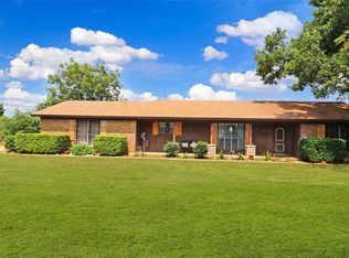 844 Alan Dr, Burleson, TX 76028
