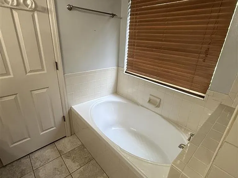 103 Knollwood Ct — Photo 21