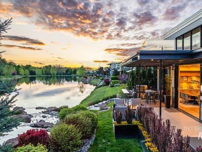 1865 E Lone Shore Ln, Eagle, ID, 83616